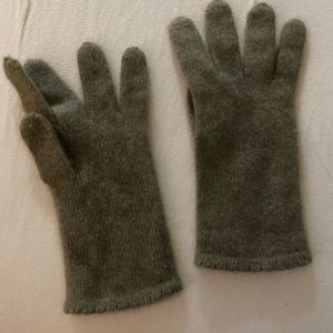 Carolina Amato Oatmeal 100% Cashmere Gloves One Size